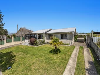 5 Alpha Avenue, Coastlands, Bay of Plenty