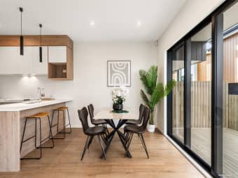 4/147C Carlisle Road, Northcross, Auckland