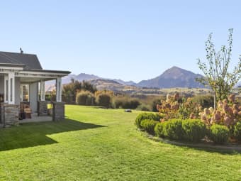 31 Matheson Cres, Albert Town, Otago