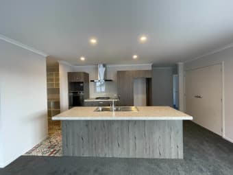 25 Forest Hill Rd, Henderson, Auckland