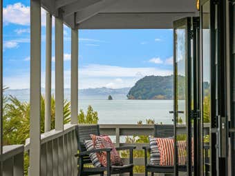 17 Young Street, Mahurangi East, Auckland