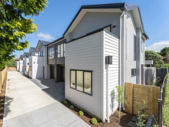 14A River Road, Te Atatu Peninsula, Auckland