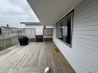 Rere Place, Parakai, Auckland