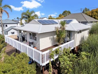 10A Silverton Avenue, Wai O Taiki Bay, Auckland