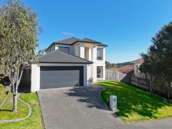 15 George Deane Place, Greenhithe, Auckland