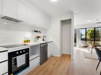E1/418 Albany Highway, Albany, Auckland