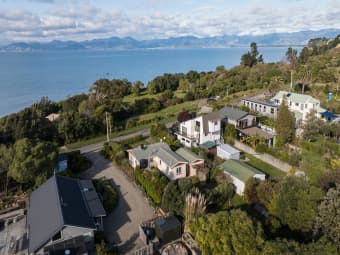 6 Cliff Road, Tasman