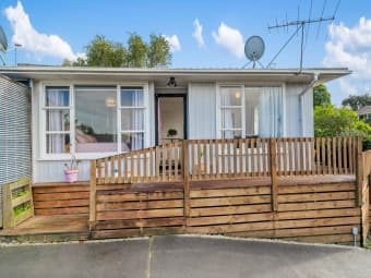 1/17 Felton Mathew Avenue, Saint Johns, Auckland