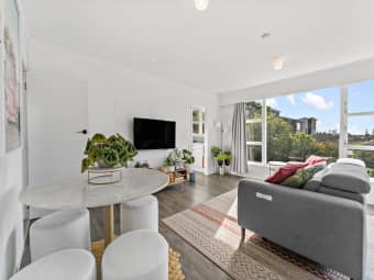 1/17 Felton Mathew Avenue, Saint Johns, Auckland