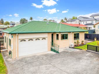 1A Roberts Road, Te Atatu South, Auckland