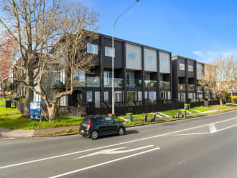 11/3 Matuhi Rise, Henderson, Auckland