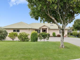 11 Maddison Place, Welcome Bay, Bay of Plenty