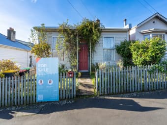 21 Baldwin Street, North East Valley, Otago