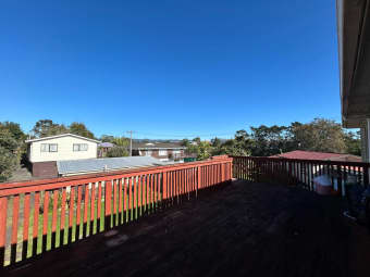 1/8 Quiet Street, Te Atatu South, Auckland