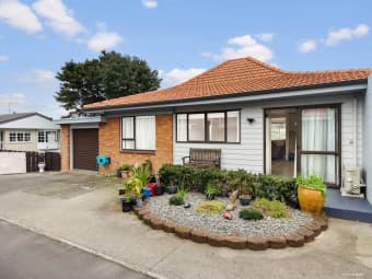 27A Meachen Terrace, Waiuku, Auckland