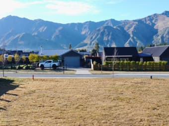 17 Sentinel Drive, Lake Hawea, Otago