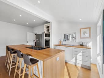 39 Mount Pleasant Ave, Beachville, Nelson