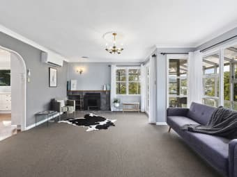 15A Romney Square, Tawa, Wellington
