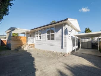 2/243 Lake Road, Northcote, Auckland
