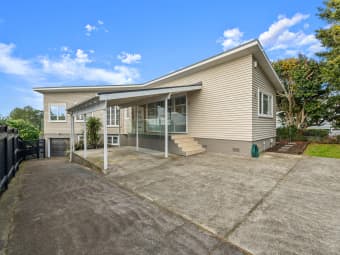90 Sandspit Road, Shelly Park, Auckland
