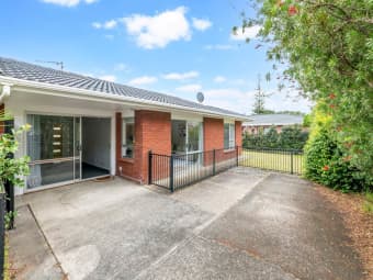 21C Moenui Ave