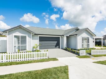 12 Carthey Road, Wainui, Auckland