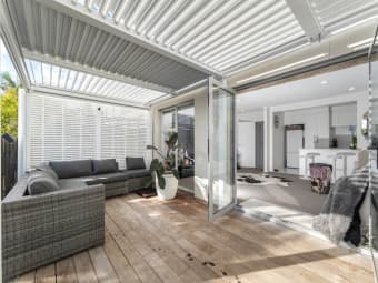 2/50 Target Road, Totara Vale, Auckland
