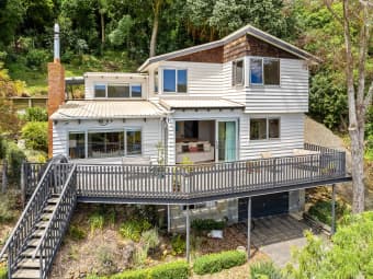 18 Marion Street, Macandrew Bay, Otago