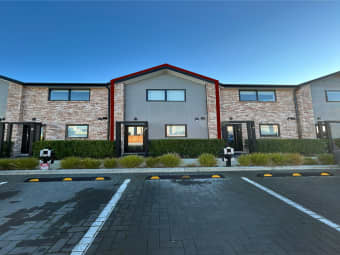 4/6 Riccarton Road