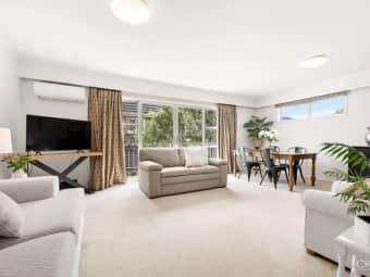 52B Queens Grove, Hutt Central, Wellington