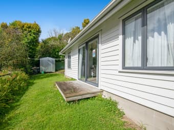 20 Garfield Road, Helensville, Auckland