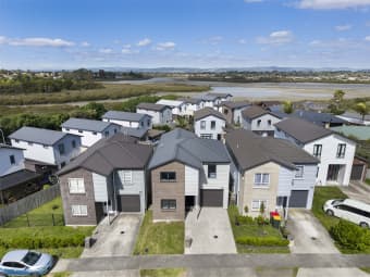 6 Awhenga Place, Weymouth, Auckland