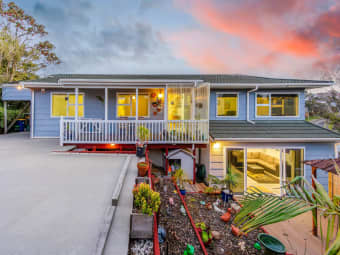 26 Squirrel Lane, Browns Bay, Auckland
