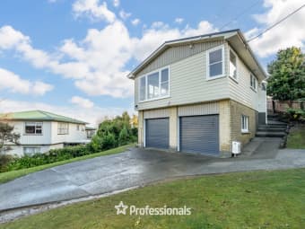 22 Vista Grove, Kelson, Wellington