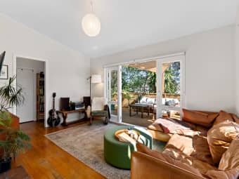 16A Bardia Street, Belmont, Auckland