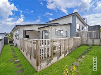 5 Byron Drury Way, Riverhead, Auckland