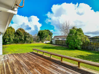 6 Leaming Place, Clarks Beach, Auckland