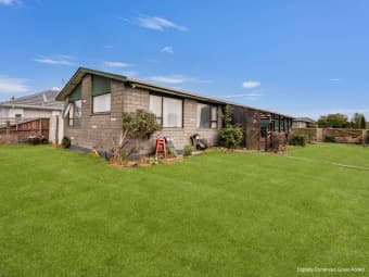 32 Bermuda Drive, Hornby, Canterbury
