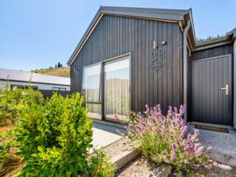 28 Naylor St, Clyde, Otago