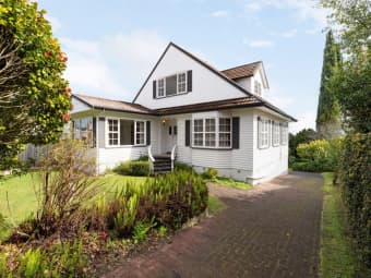 52 Forest Lake Road, Forest Lake, Waikato