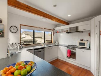 1/270 Beach Road, Campbells Bay, Auckland