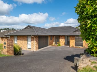 29 Hugh Green Drive, Pinehill, Auckland