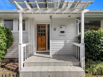 22 Malvina Place, Bucklands Beach, Auckland