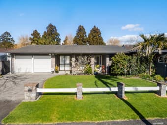 19 Vivian Wilson Drive, Eastern Beach, Auckland