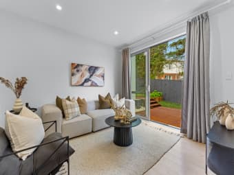 10B Rutherford Terrace, Meadowbank, Auckland