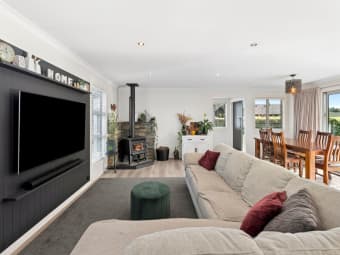 11 Wren Street, Albert Town, Otago