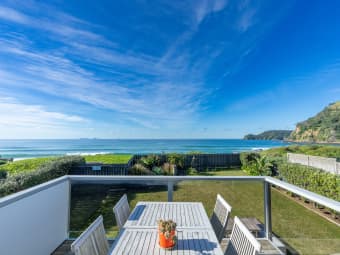 8 Hall Road, Pataua North, Northland