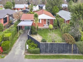 17 Queens Drive, Allenton, Canterbury