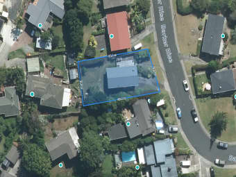 11 Barker Rise, Northcross, Auckland