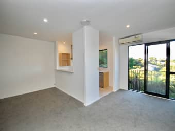 13/69 Target Rd, Totara Vale, Auckland